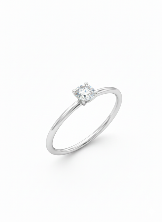 Sophisticated Fine Centre Ring – 18K White Gold Rhodium Plated