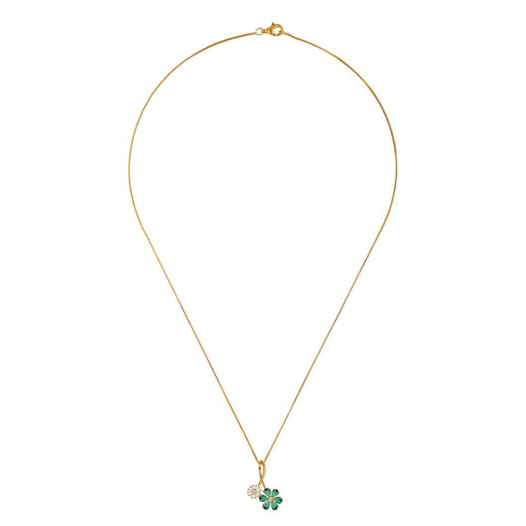 Green Petal Diamond Pendant With Chain