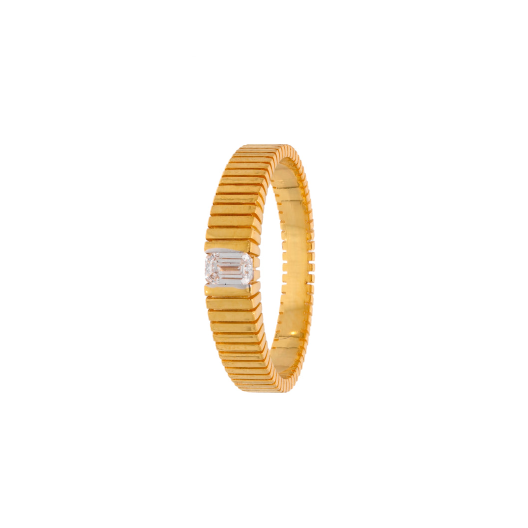 Nova Lumina Diamond Ring