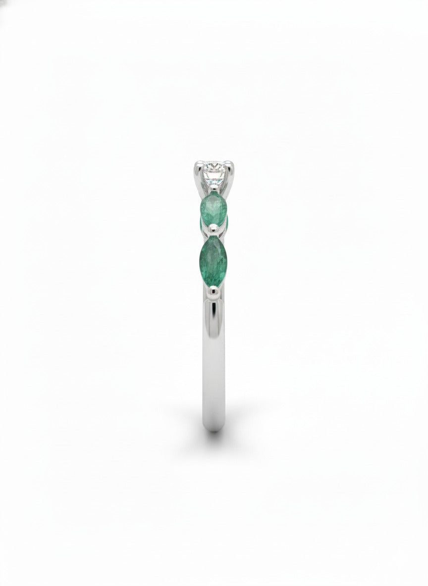 Meadowline Grace Stone Ring– 18K White Gold Rhodium Plated