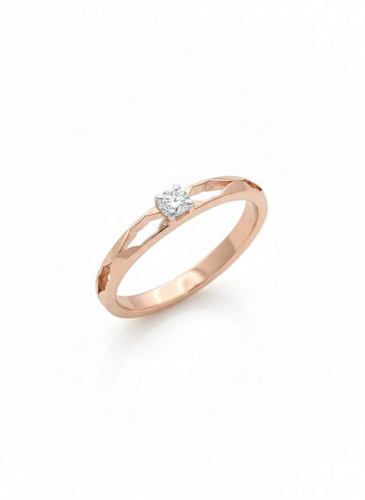 Lysette Linear Diamond Ring – 18K Rose Gold with Rhodium-Plated Edges